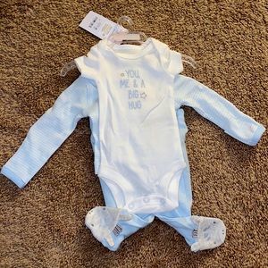 Brand new preemie matching set